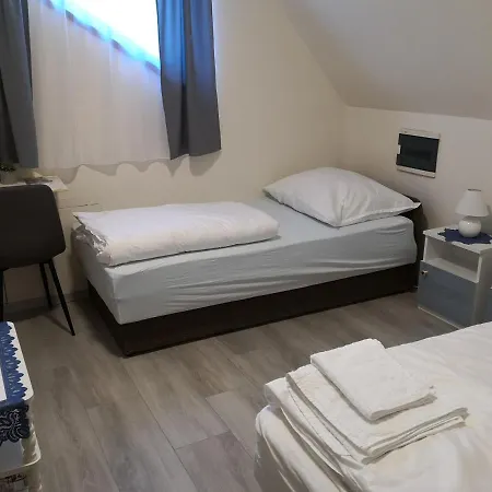Novak Panzio Szigetvár